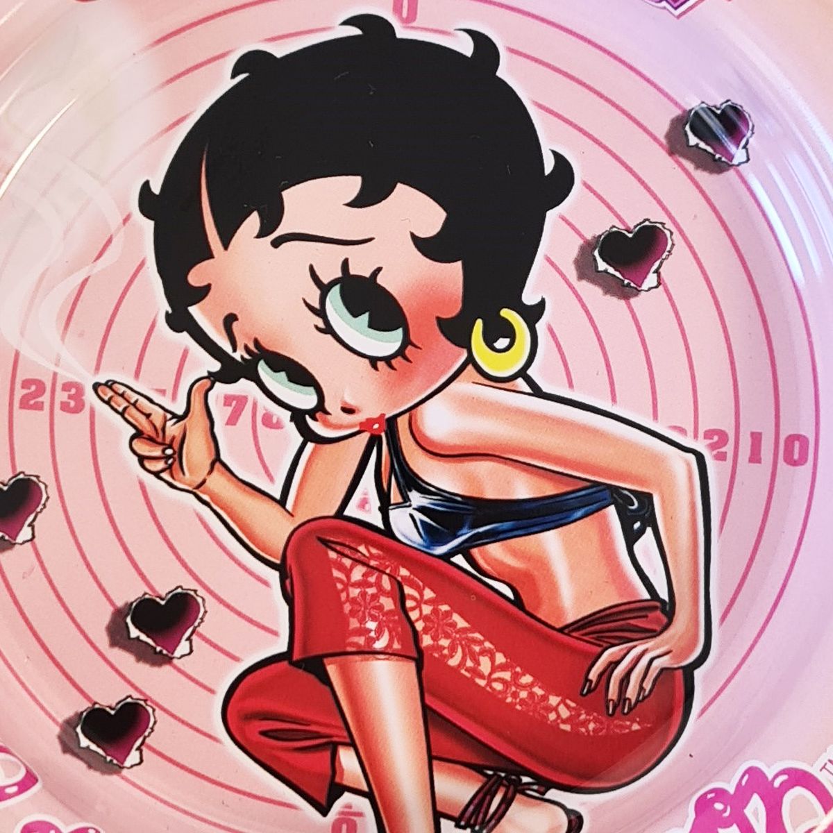 Cendrier Betty Boop en m�tal - Heartbreaker