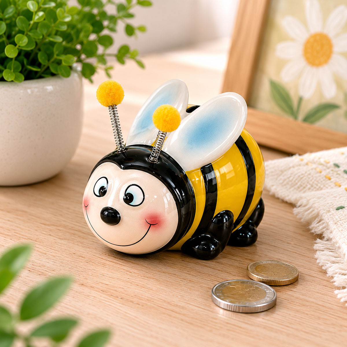 Tirelire abeille en c�ramique avec bouchon