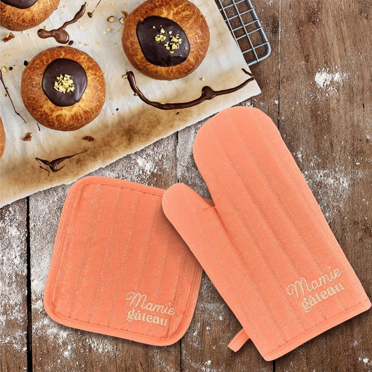 Set gant et manique de cuisine Mamie g�teau � Orange paillet�