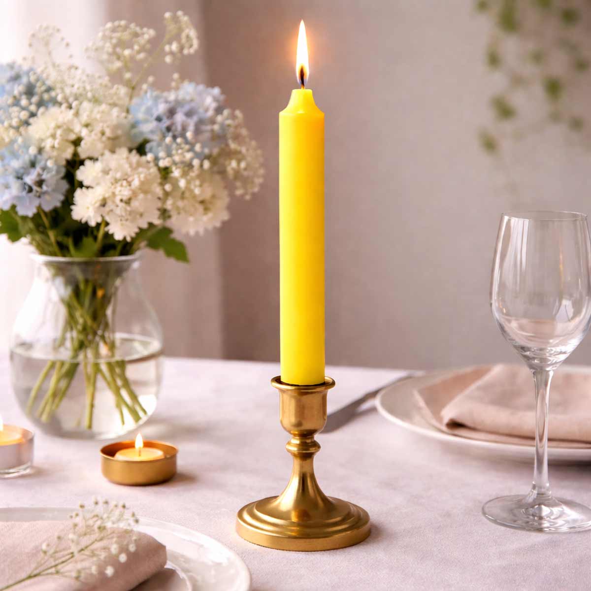 Bougie teint�e dans la masse 20 cm - Jaune