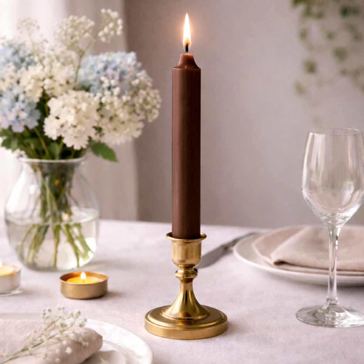 Bougie fine teint�e dans la masse 21 cm � Marron