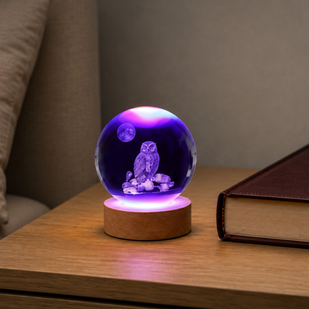 Veilleuse LED 3D hibou et pleine lune en verre et bois 8,5 cm