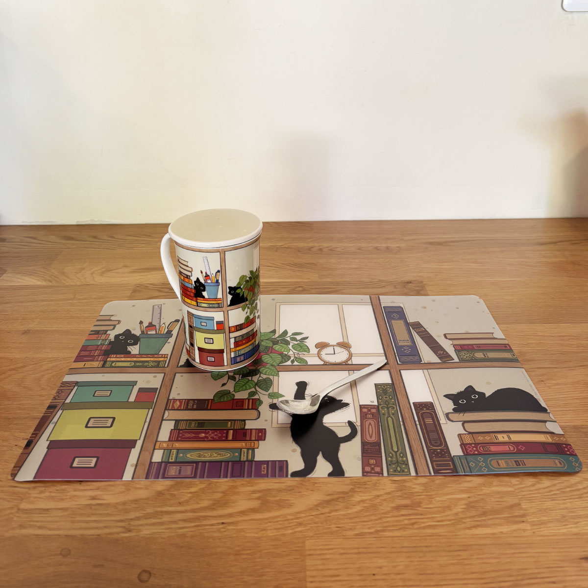 Set de table Chatons dans la bibliothque  Collection Bug Art