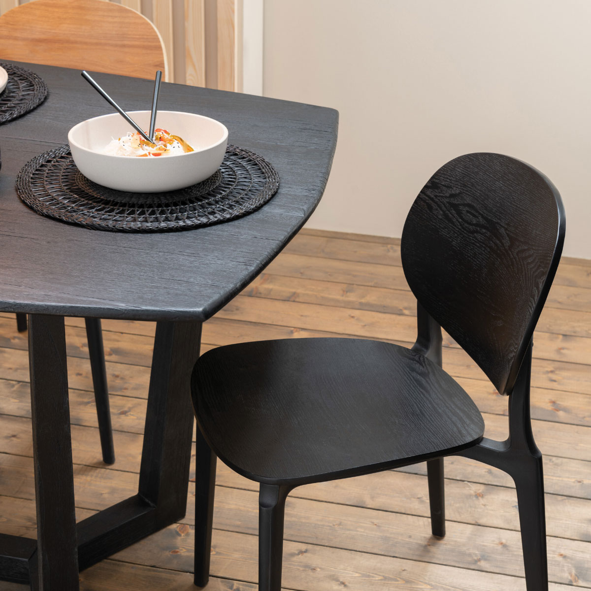Grand bol  rebord en porcelaine blanche 20 cm