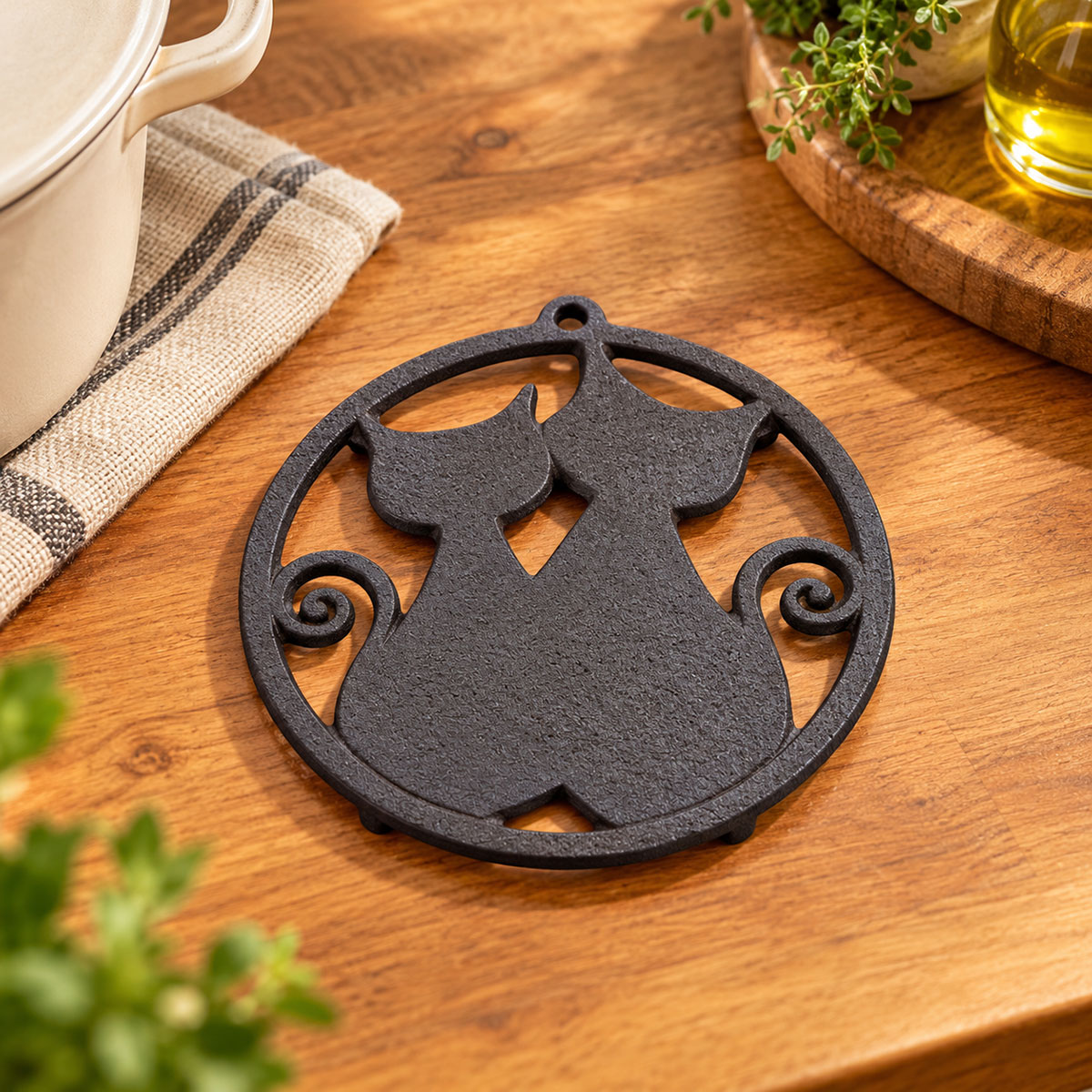 Dessous de plat rond deux chats en fer forg� aspect fonte 15,5 c