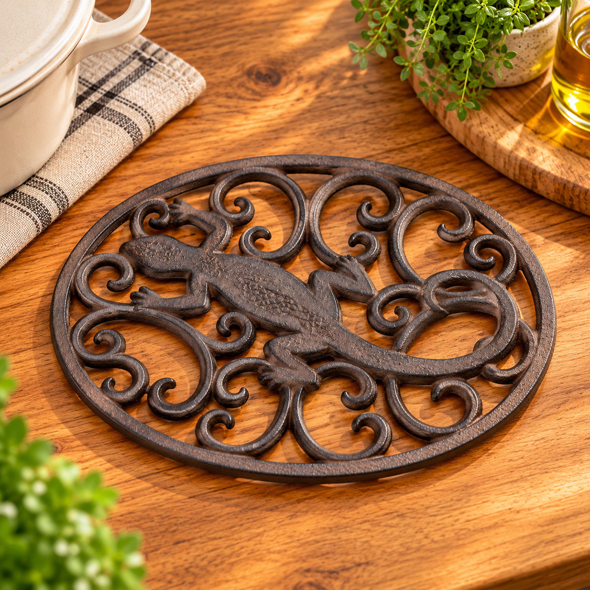 Dessous de plat salamandre en fer forg� aspect fonte 24,5 cm