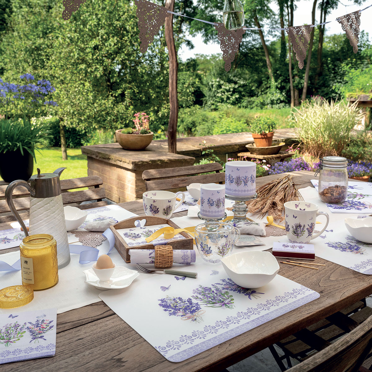 Tasse � th� double paroi lavande et papillons