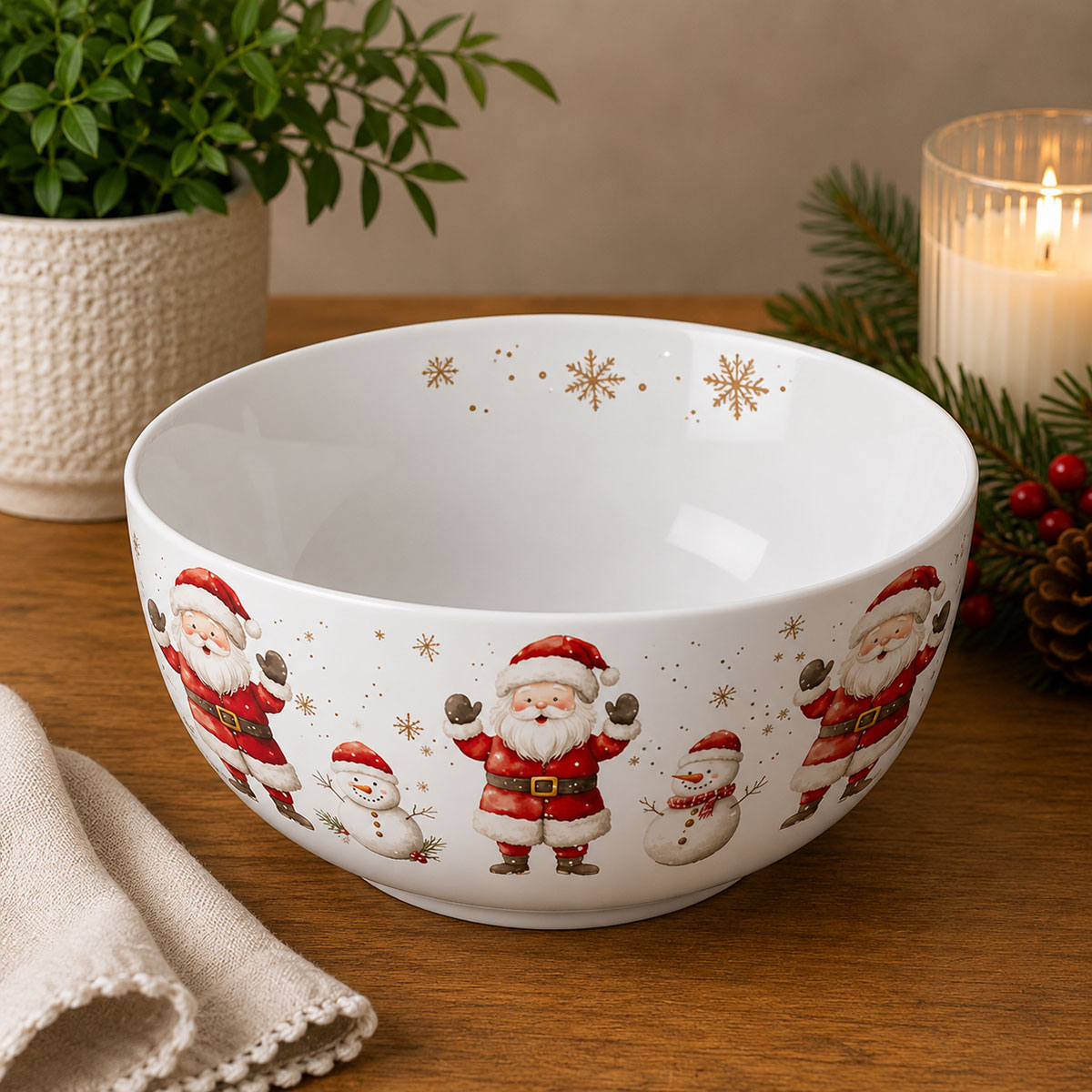 Bol en porcelaine fine d�cor P�re No�l et Bonhommes de Neige