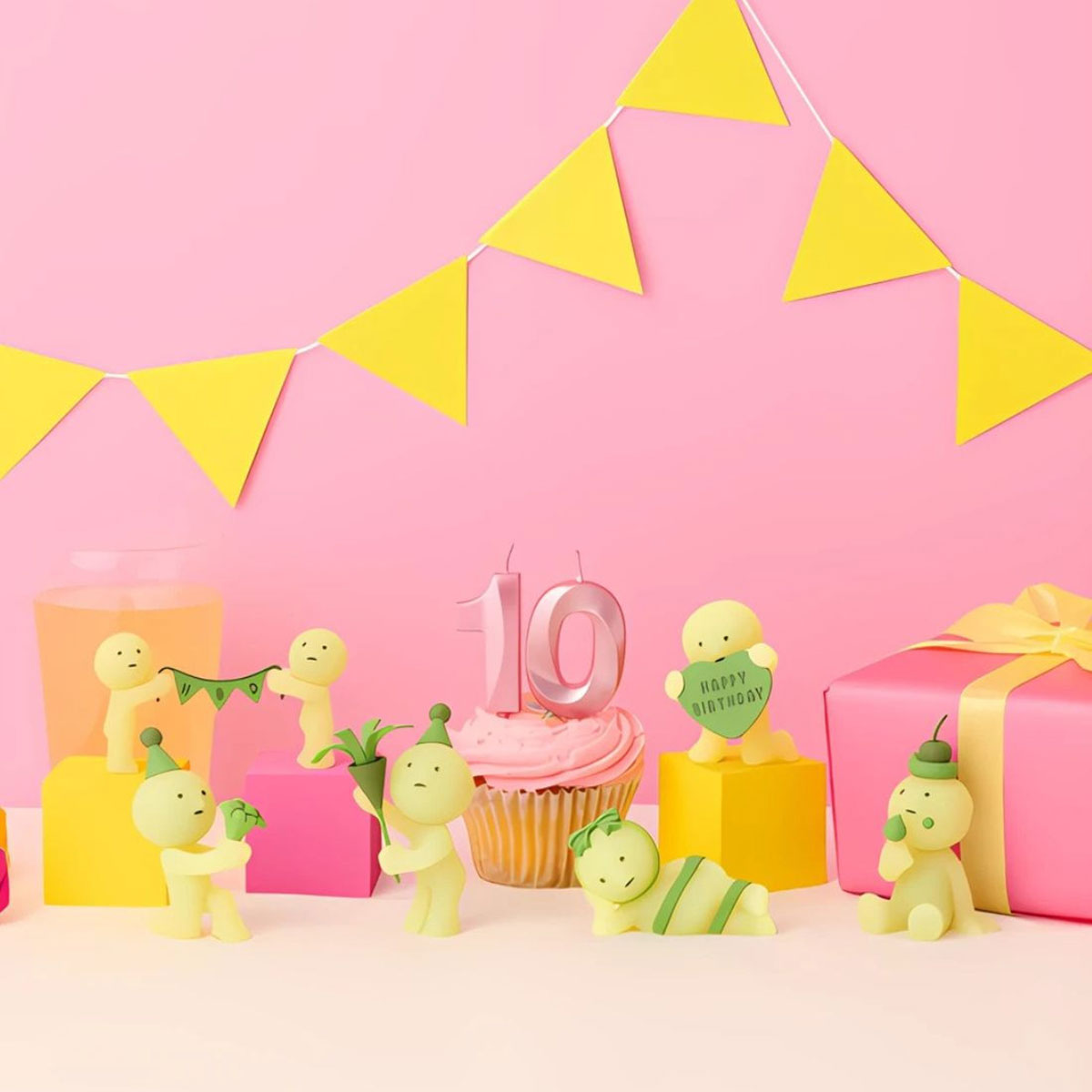 Figurine Smiski phosphorescente srie Birthday