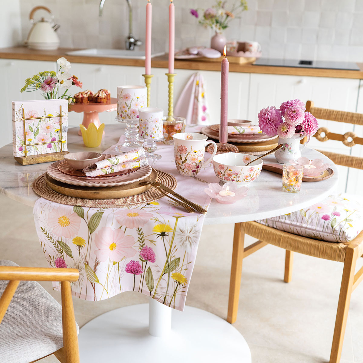 Bol en Porcelaine Fine  Fleurs des Champs Roses