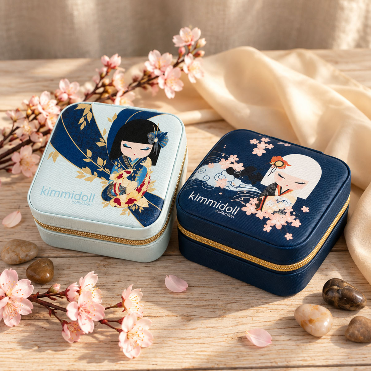 Petite bo�te � bijoux Kimmidoll Rikiyo bleu ciel 10 cm
