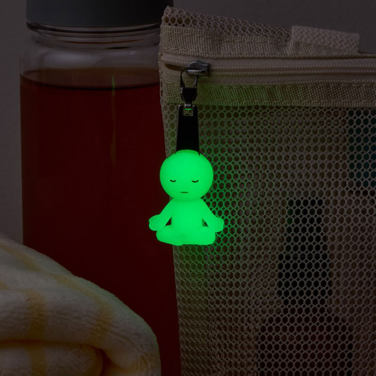 Mini Figurine Smiski Lumineuse pour Fermeture �clair