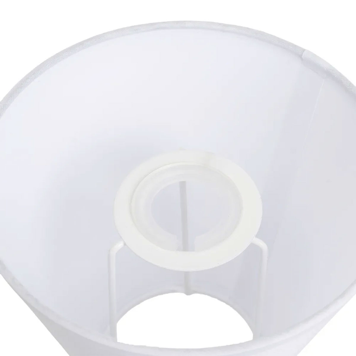 Petit abat-jour blanc � Hauteur 15 cm