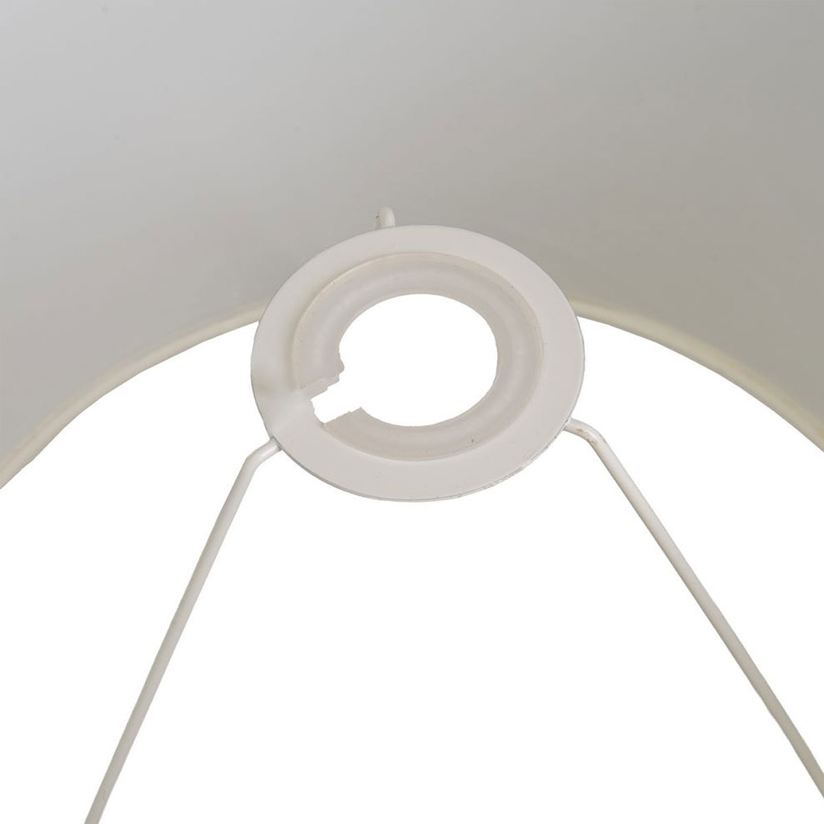 Abat-jour beige � Hauteur 18,5 cm