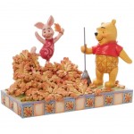 Figurine Winnie l'Ourson et Porcinet - Un saut vers l'auto