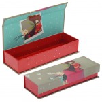 Trousse Kori Kumi The Gift of Friendship Forme plumier en carton