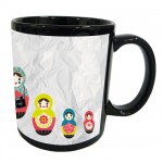 Mug noir Poupes russes par Cbkreation