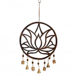 Suspension en bois Fleur de lotus  clochettes - 46 x 25 cm