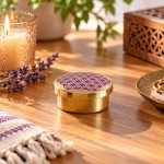 Petite bo�te ronde en laiton dor� fleur de vie violette 5 cm